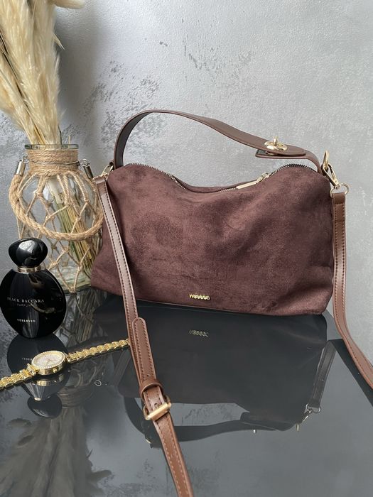 шоколадна замшева сумка через плече