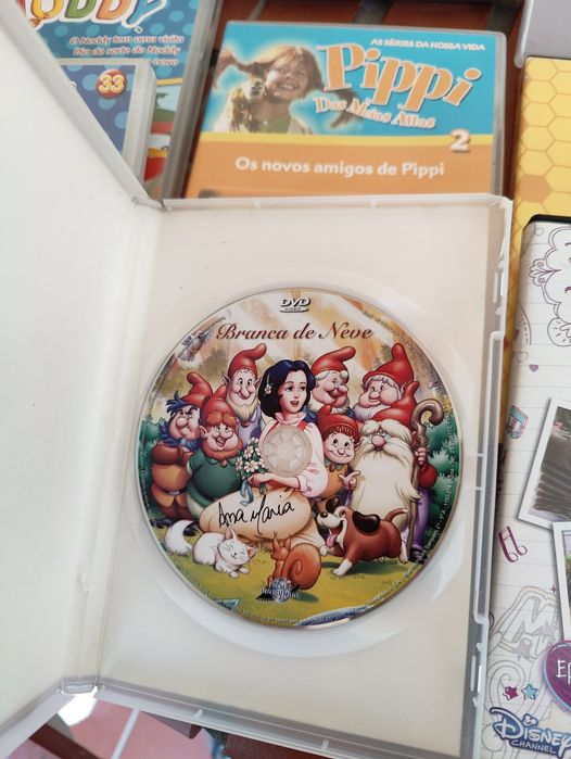 Conjunto de 13 DVD's clássicos infantis
