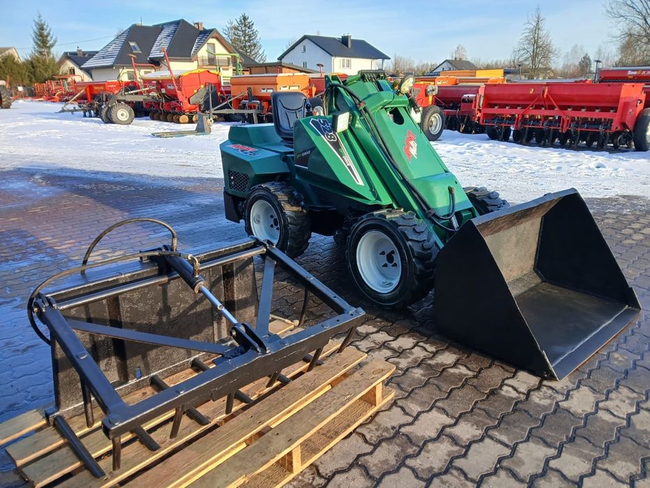 Miniładowarka Avant 528 .Diesel Kubota, Super stan