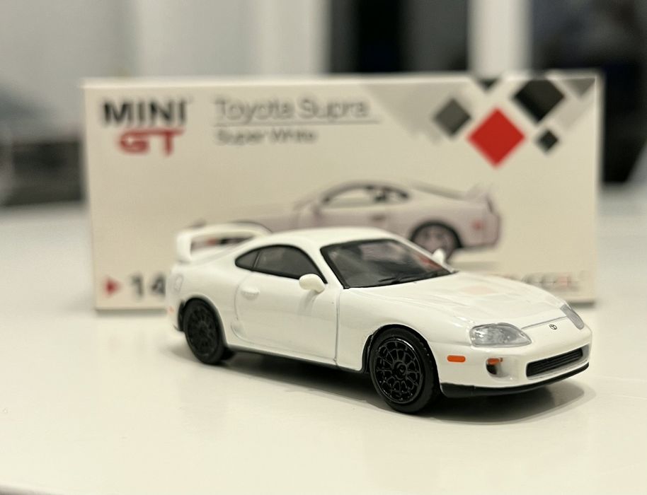 Mini GT No. 14 Toyota Supra A80 White - swapped wheels