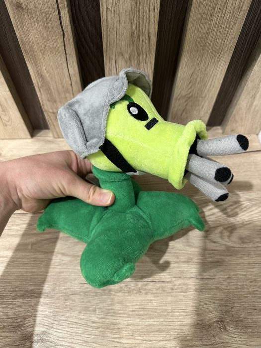 М'які іграшки Рослини проти Зомбі Plants Zombies Растения Против Зомби