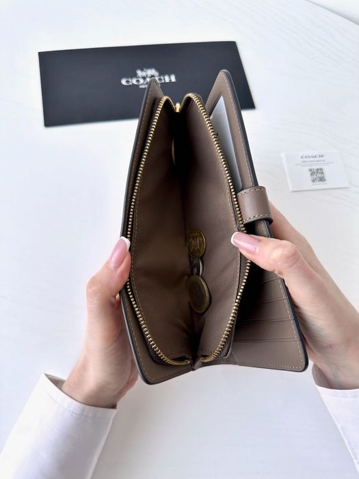 Жіночий брендовий шкіряний гаманець Coach женский кошелек коуч коач