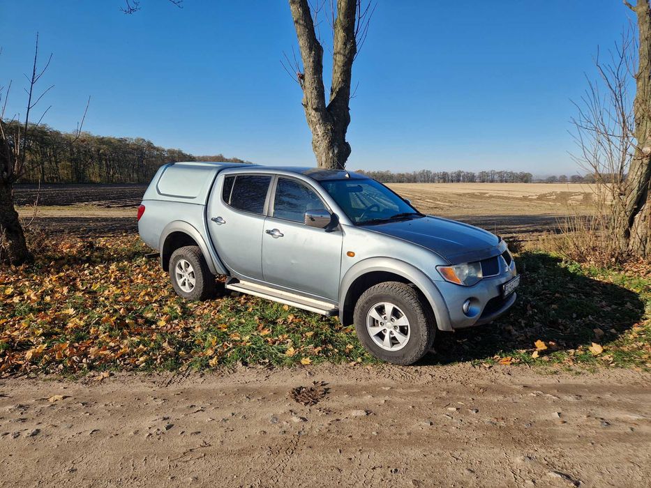 Mitsubishi L200 Mitsubishi L200 | 4x4 | Automat, Hilux, Navara, Amarok