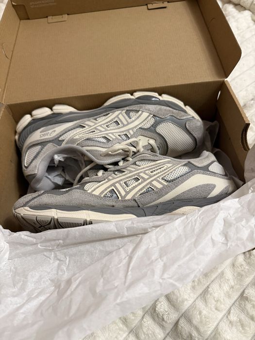 Asics gel nyc 42 , 26.5