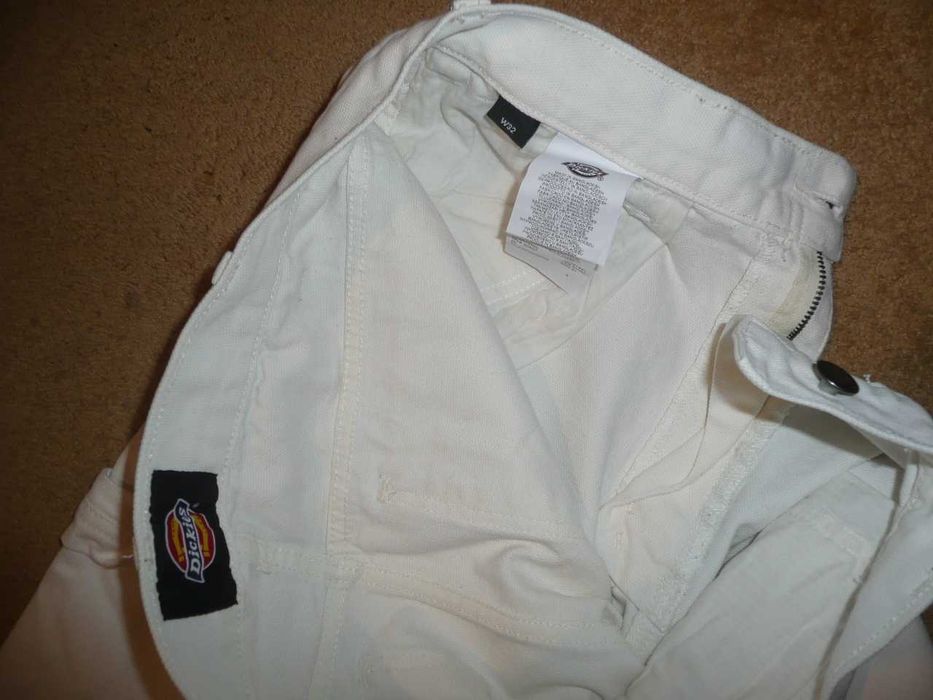 Spodenki szorty DICKIES W32=43,5/55cm M jeansy białe