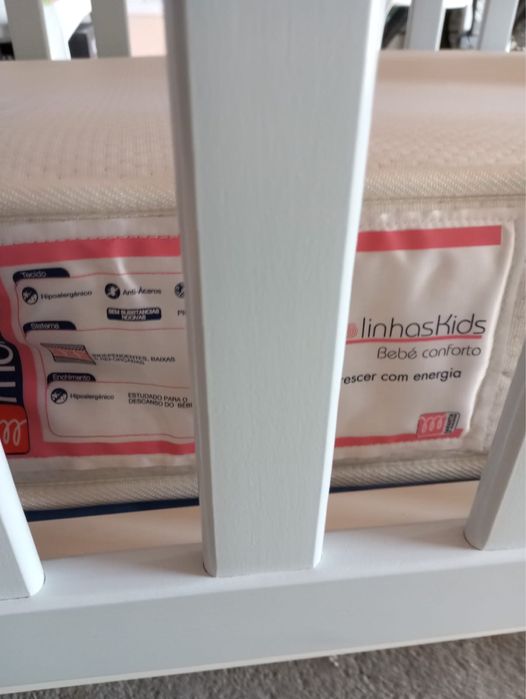 Cama bebé madeira + colchão