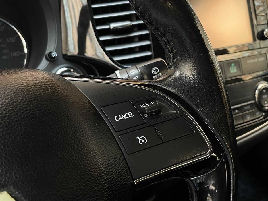 Продам Mitsubishi Outlander 2015. Можна в розстрочку, під викуп.