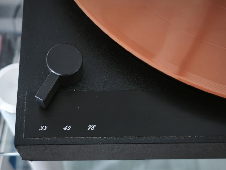 Вініловий програвач Thorens TD 180 ! Відмінний стан ! Зроблено у Німеччині !