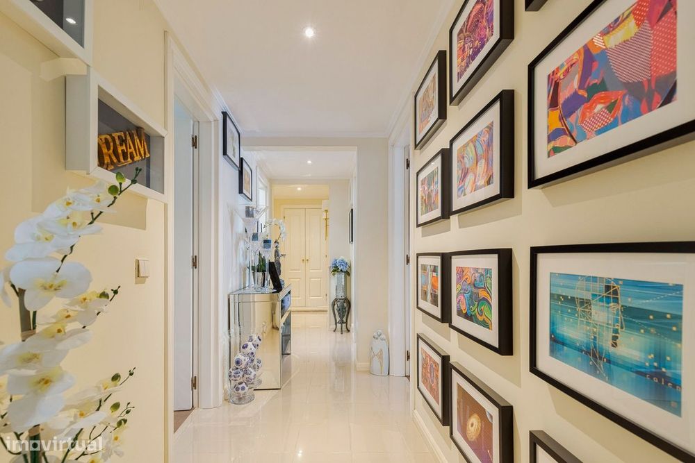 Paivas / Amora - Apartamento T3 Com Garagem