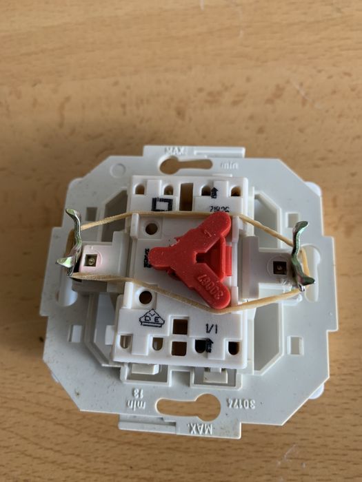 Interruptor Botao de pressão teimoso luminoso