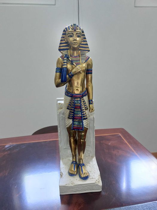 Esculturas de porcelana de Eduardo Tasca