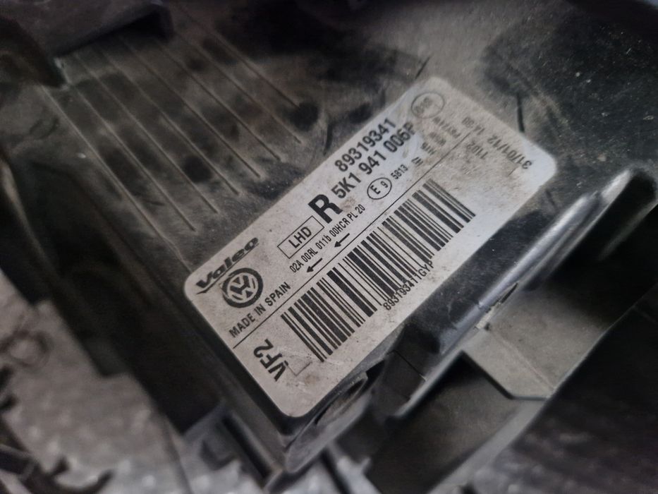 Farol VW Golf VI direito