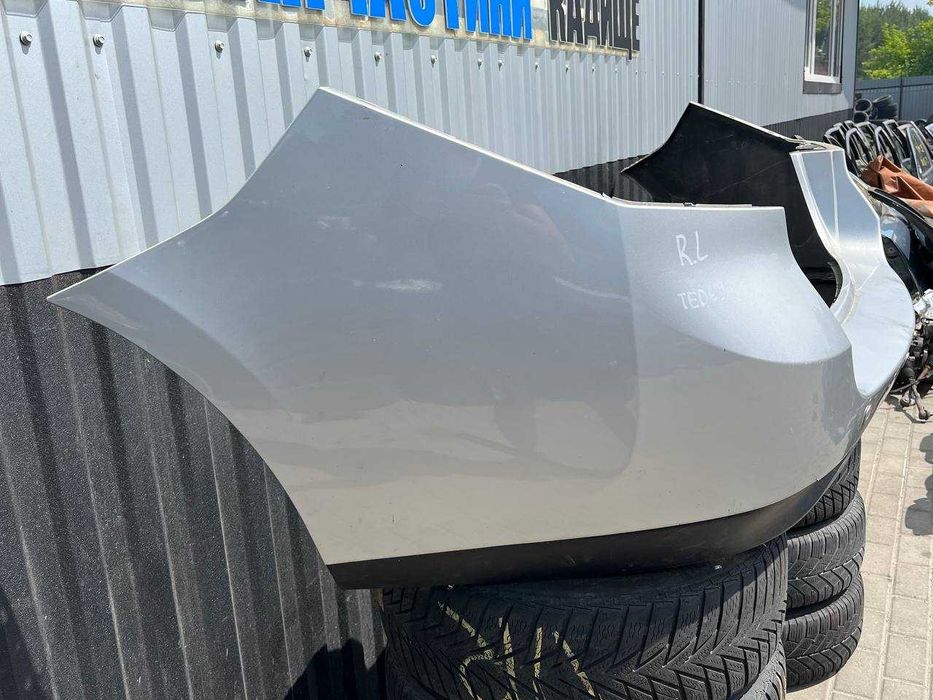 Бампер задній Renault Laguna 3 Задній бампер Рено Лагуна 3 універсал