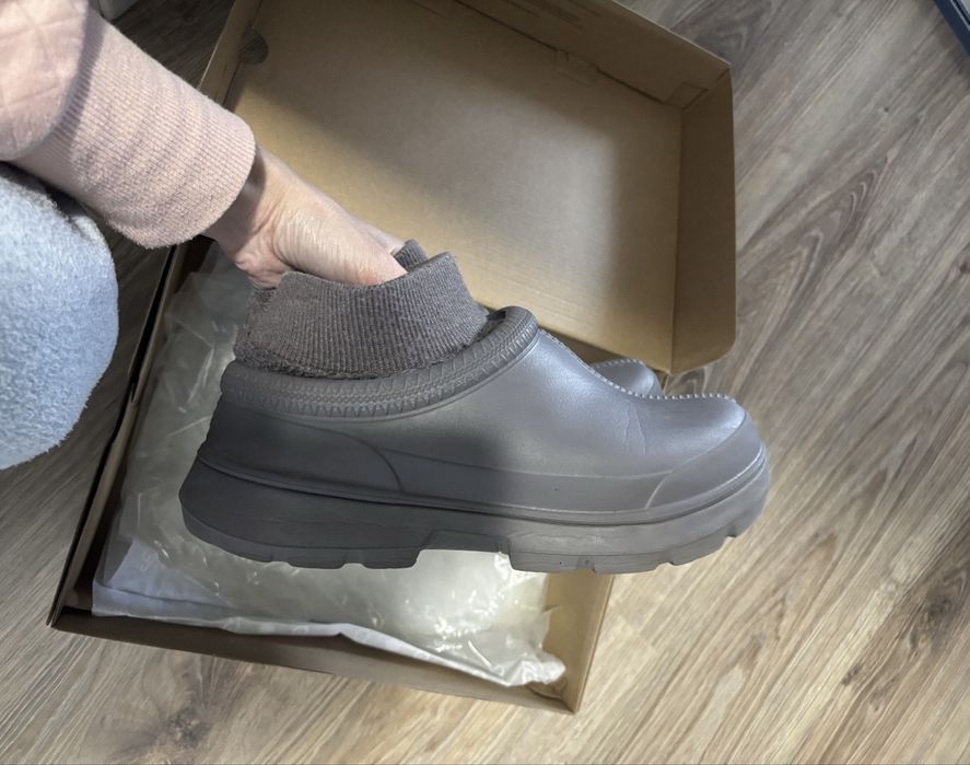Гумові утеплені чоботи уггі оригінал ugg tasman x