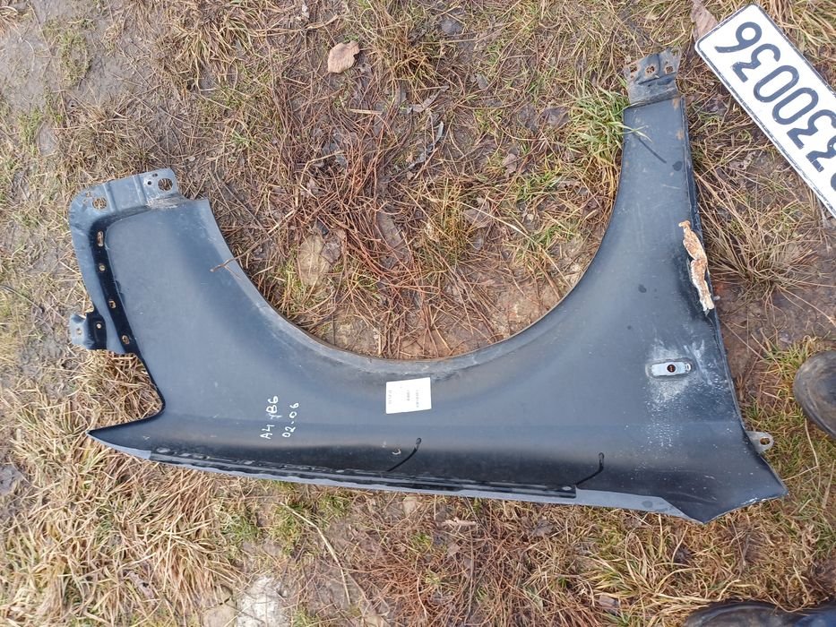 Audi A4 B-6 переднє ліве крило 02-06r