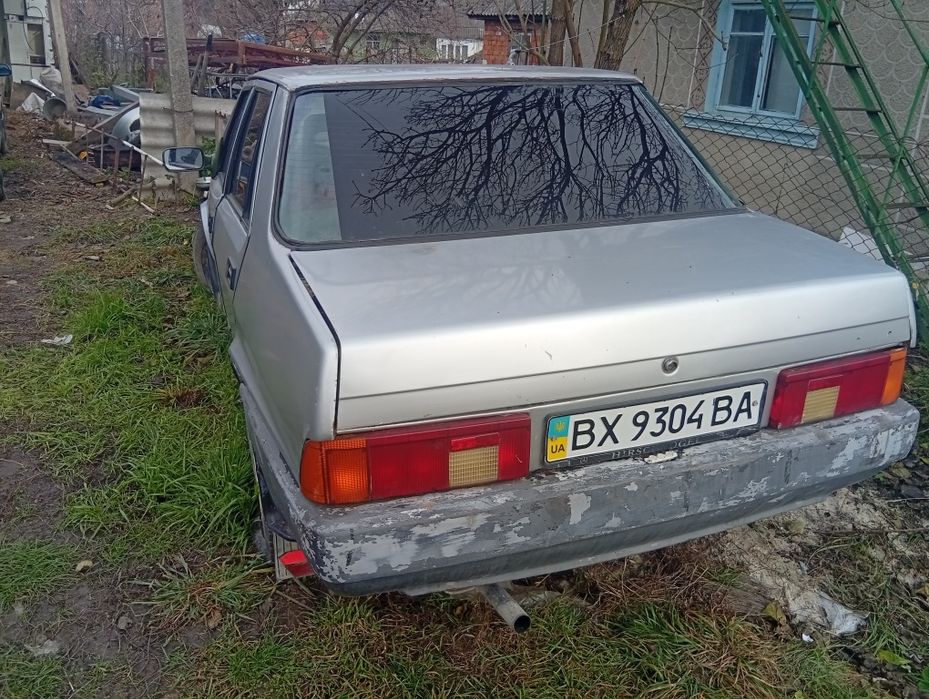 Продам нормальний робочий апарат