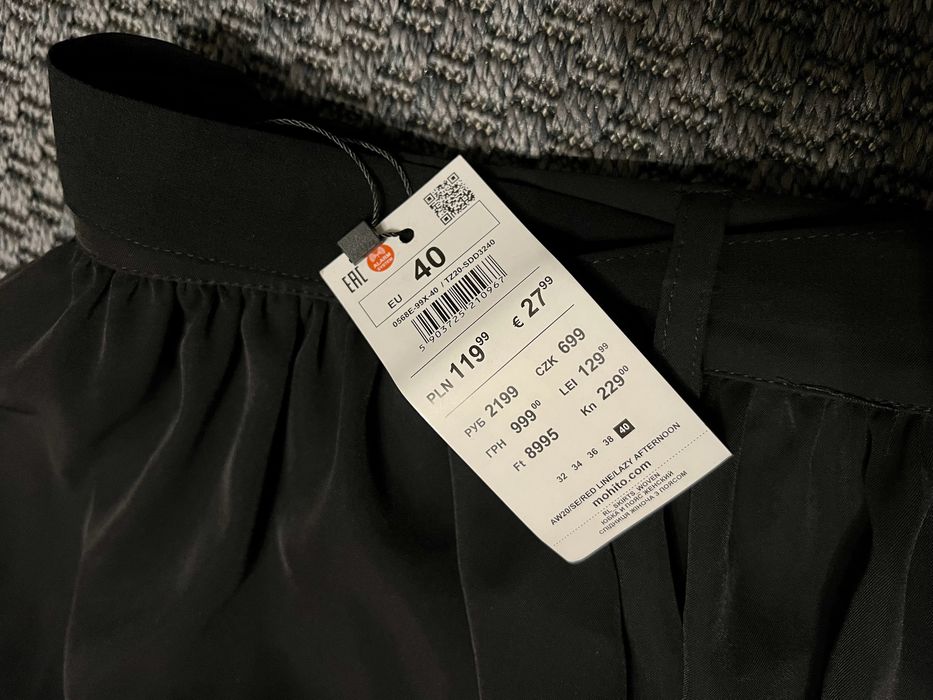 Nowa spódnica MOHITO L