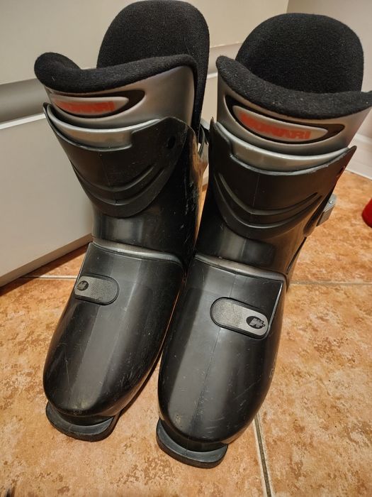 Buty narciarskie 270-275