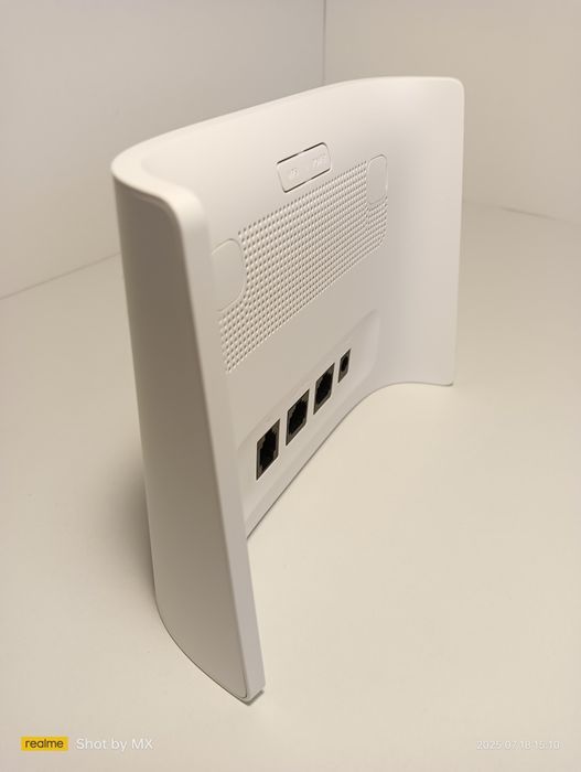 Router LTE na kartę SIM LTE 4G WiFi 5GHz gniazdo tel modem TCL HH63V1S