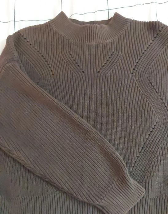 Sweterek czekoladowy 158/164