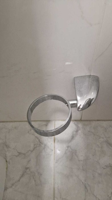Toalheiro, Suporte de papel Higiénico e de toalha de bidé [COMO NOVO]