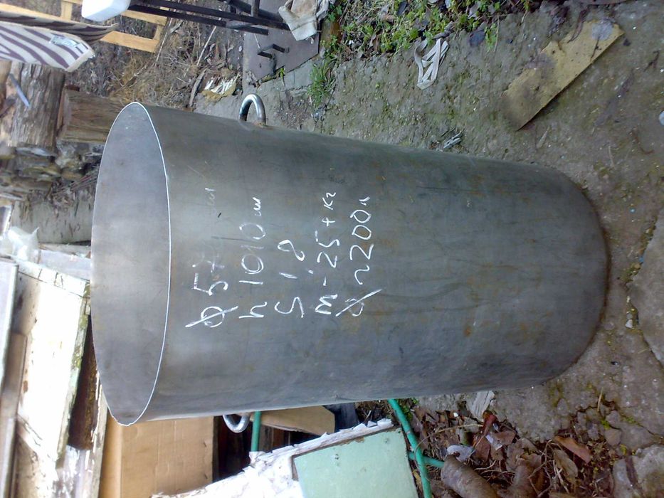 Кастрюля большая.нержавеющая .более 250 л.нержавейка.