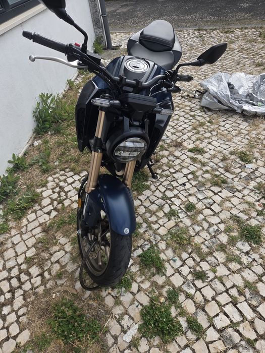 Cb125 R 2024. Posso trocar por Carro