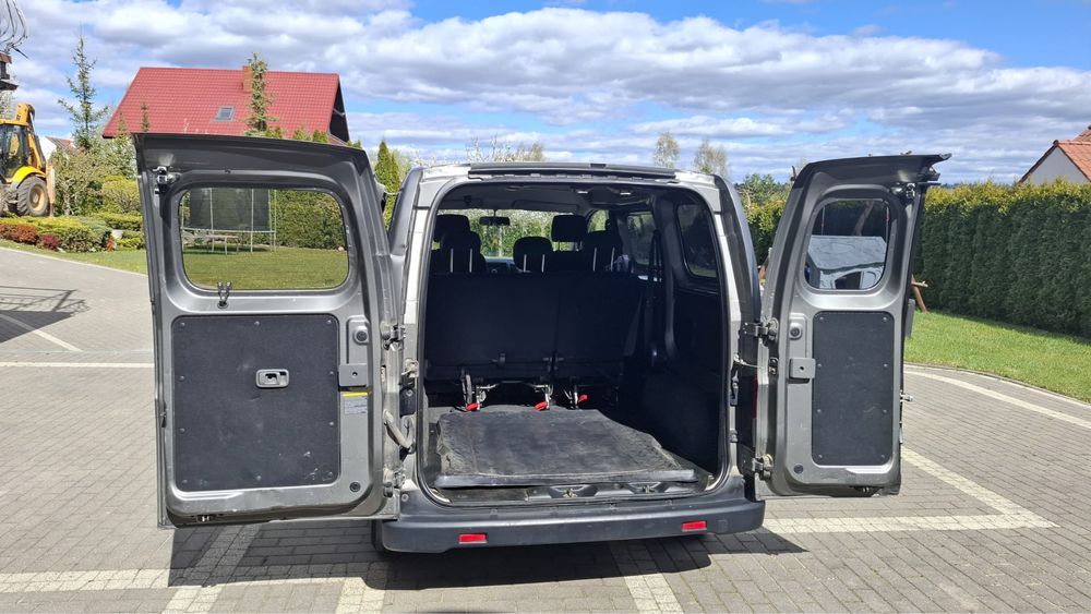 Nissan NV200 dla Brygady