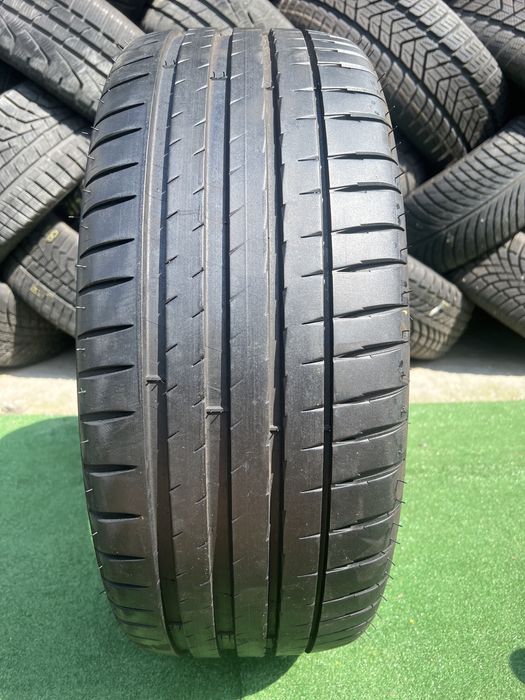 *Opona Michelin 235/45/19 pojedynka