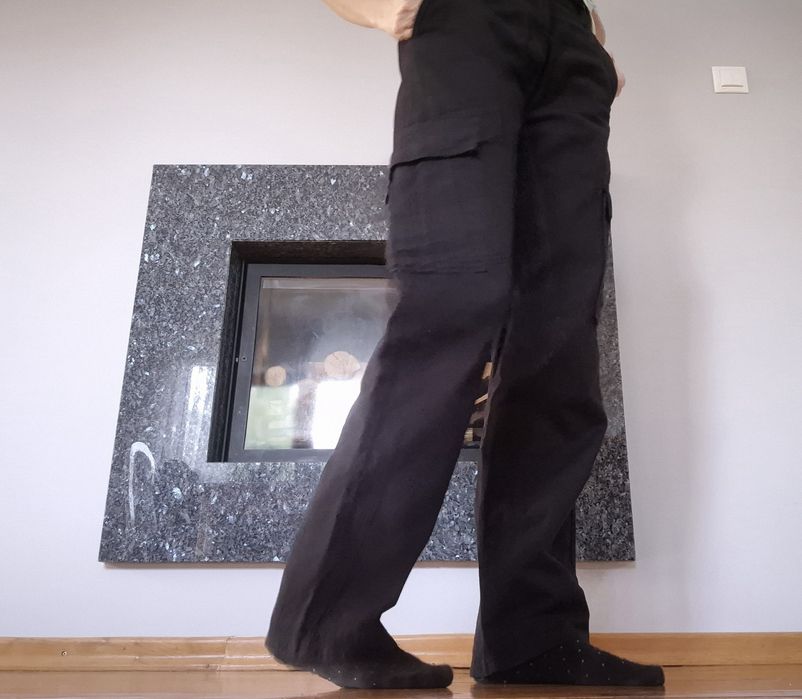 Czarne  38 M Stradivarius spodenki spodnie