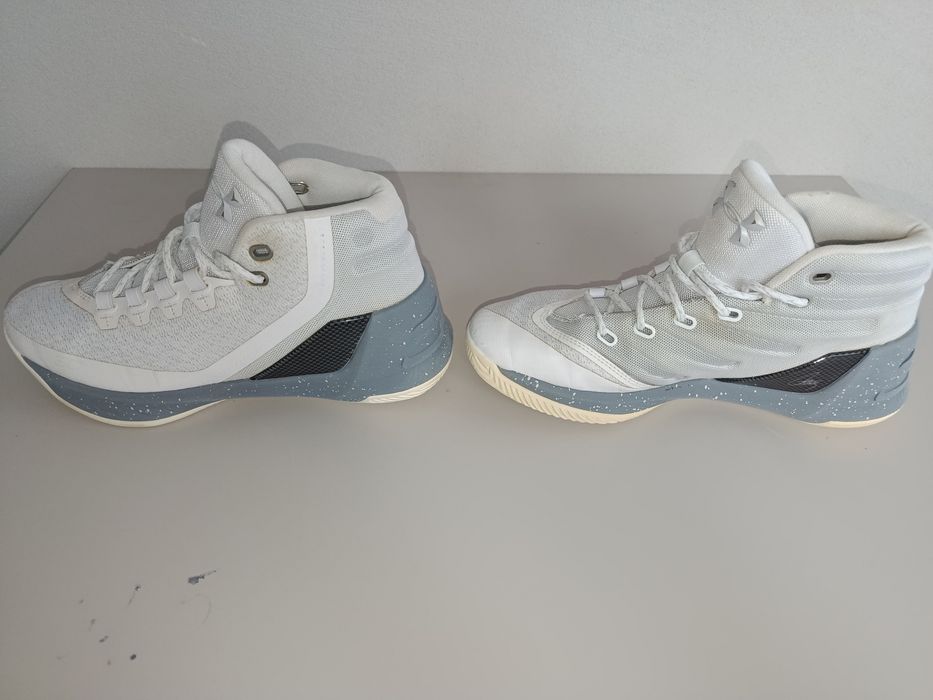 Under Armour nr 40--26 cm