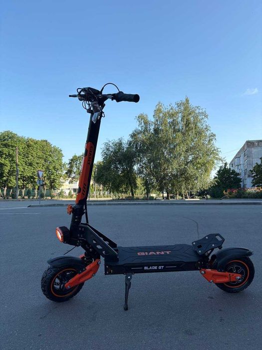 НОВИНКА!!!  GIANT Blade GT Pro Sport | 1600W | до 60 км | електросамокат 11"