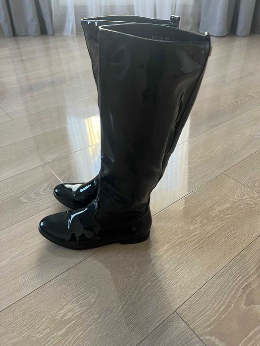 Жіночі лакові чоботи 38 розмір 24.5 см устілка на худу ногу