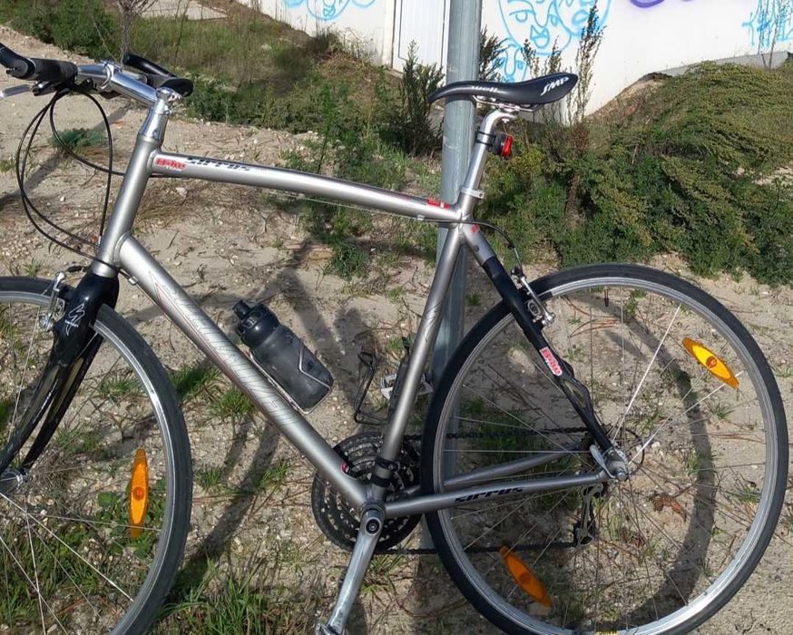 Bicicleta usada em bom estado