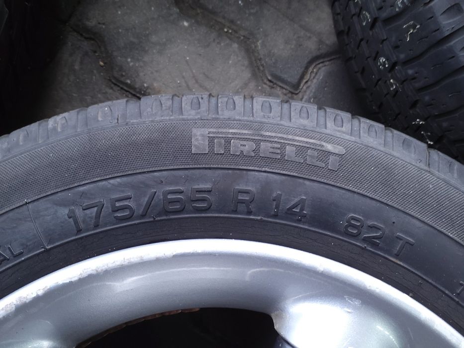 Jantes Rover R15 Com Pneus 175/55 Furação 4X100