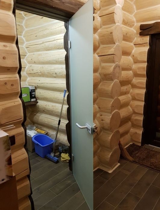 Стеклянные двери(мат) душевые кабины перегородки  изделия из стекла.