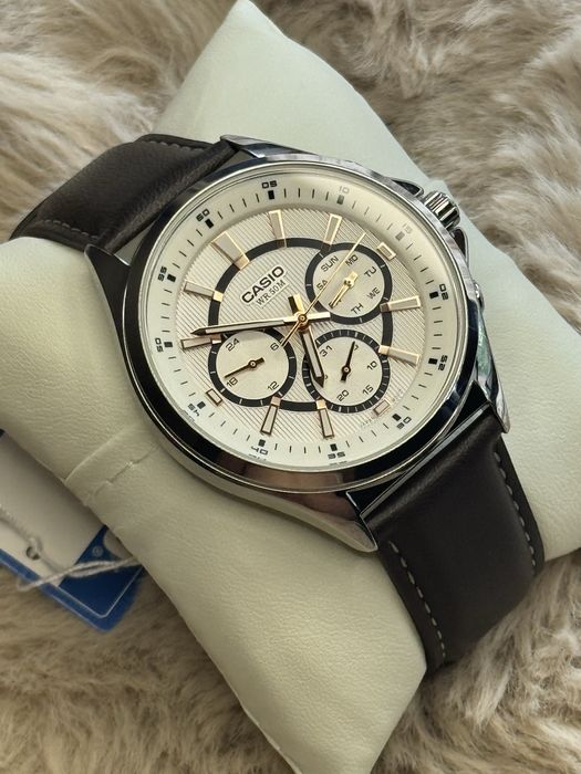 Чоловічий годинник Casio MTP-E303L-7A оригинал мужски часы касио