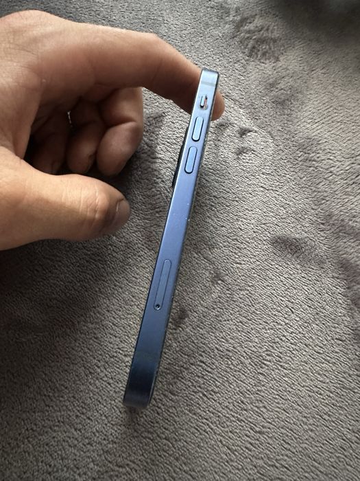 Продам iphone 12 mini
