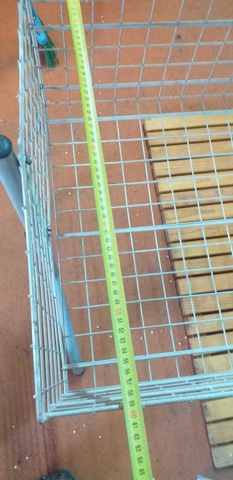 Cesto de roupa p/ loja