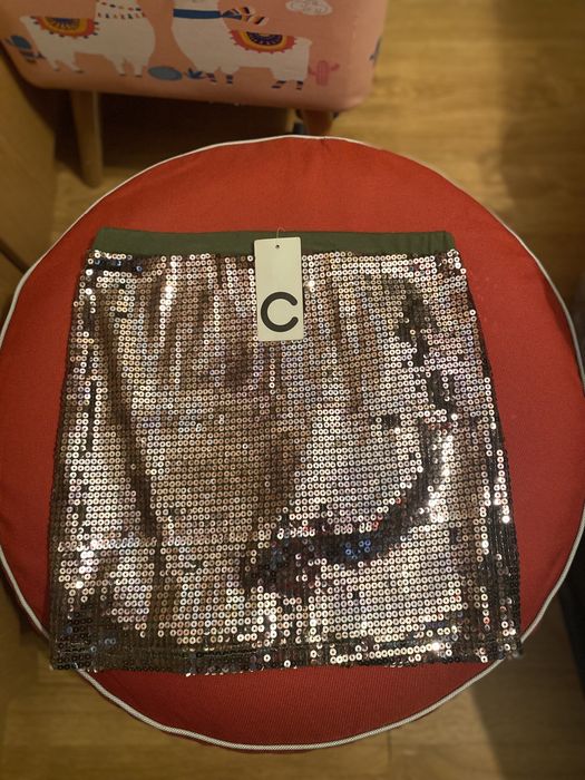 Saia lantejoulas - nova