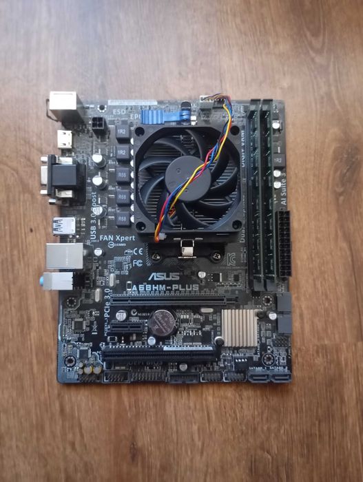 Ігровий Комплект ASUS A68HM-PLUS + AMD A8-6500 + ddr3 4gb (2x2) 1333mg