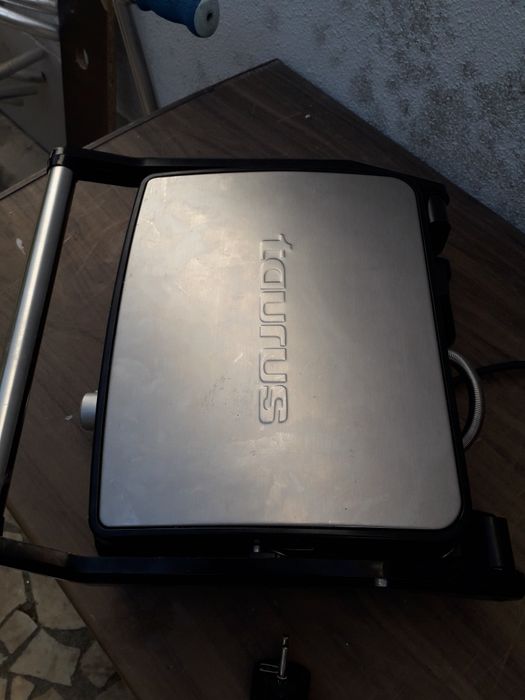 Vendo grelhador Taurus