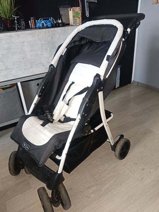 Wózek spacerowy biało czarny