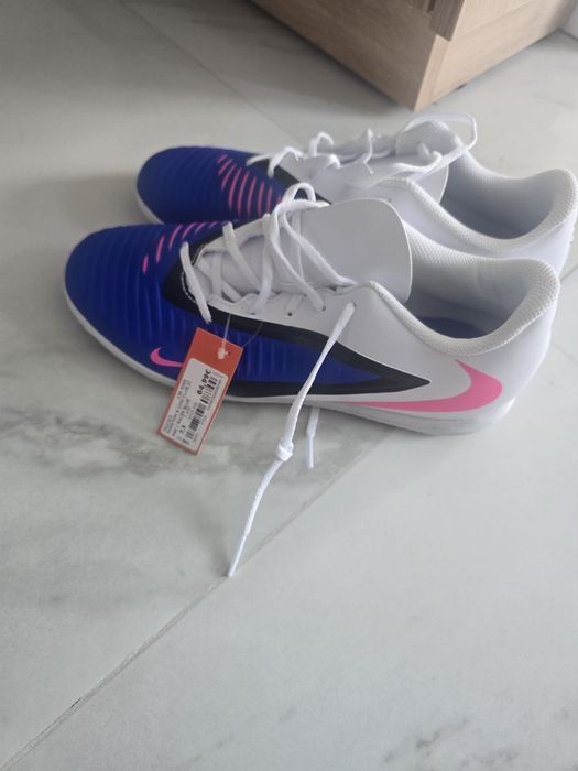Nike Phantom 6 Low Club IC – Halówki (Racer Blue) – NOWE