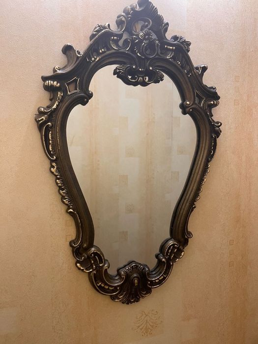 старинное зеркало