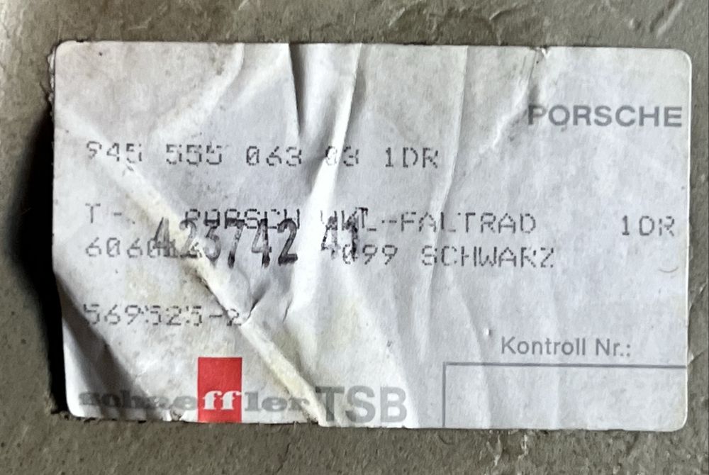 Porsche 944 wykładzina do bagażnika