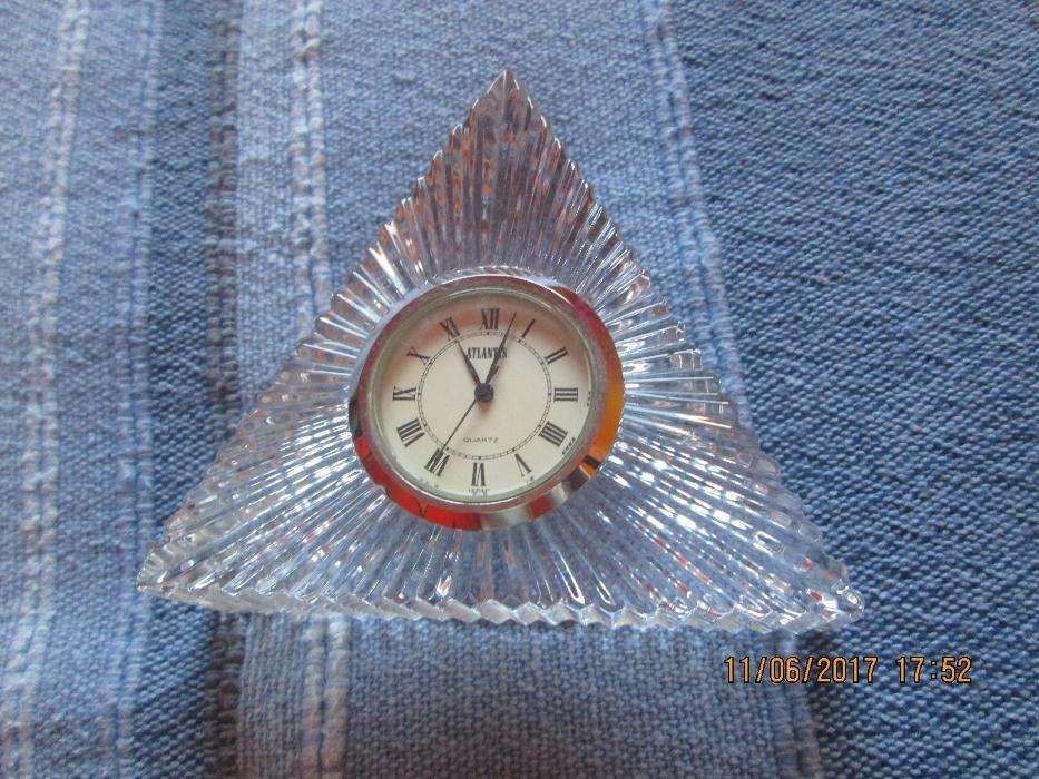 Atlantis Triangular Clock