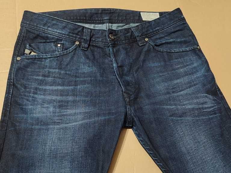 spodnie jeans DIESEL DARRON W32 L32 pas 87 88 - 89 90