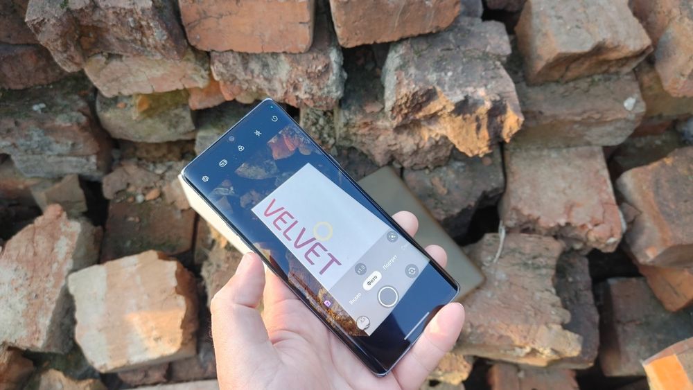 Смартфон LG Velvet G9 6/128Gb в хорошому стані