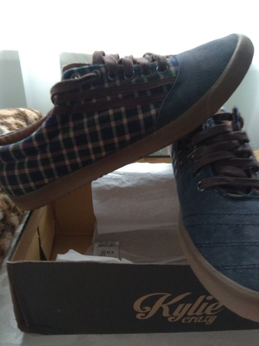 Кеди- мокасини.К.CR.